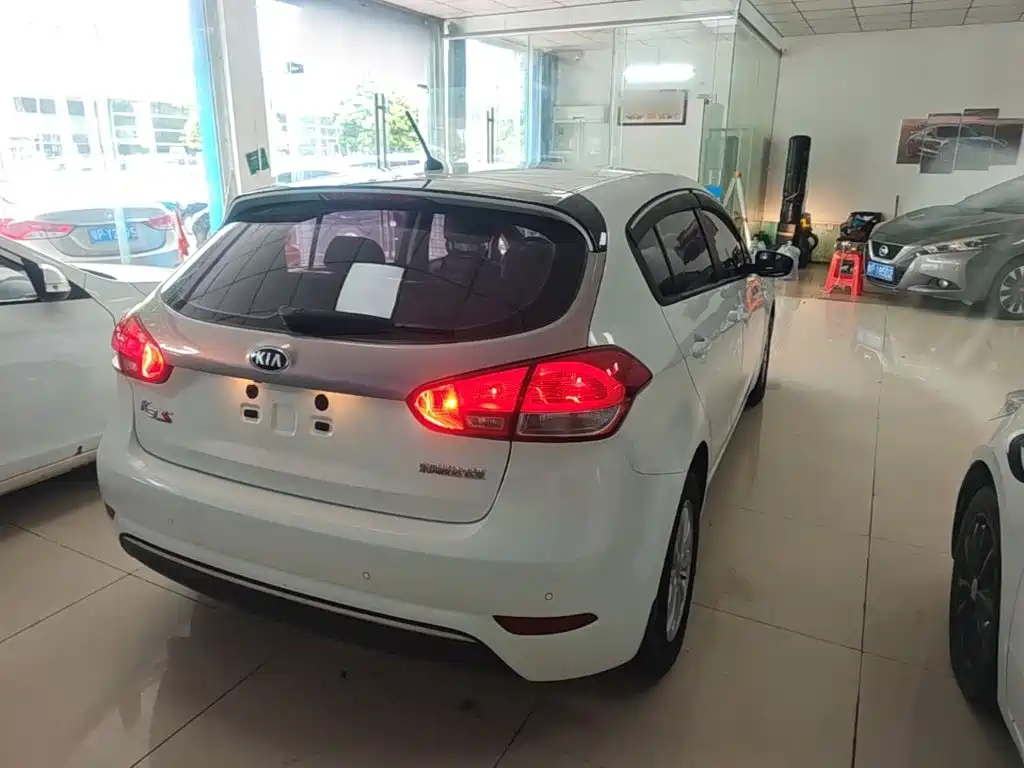 Фото 7 - Kia K3S