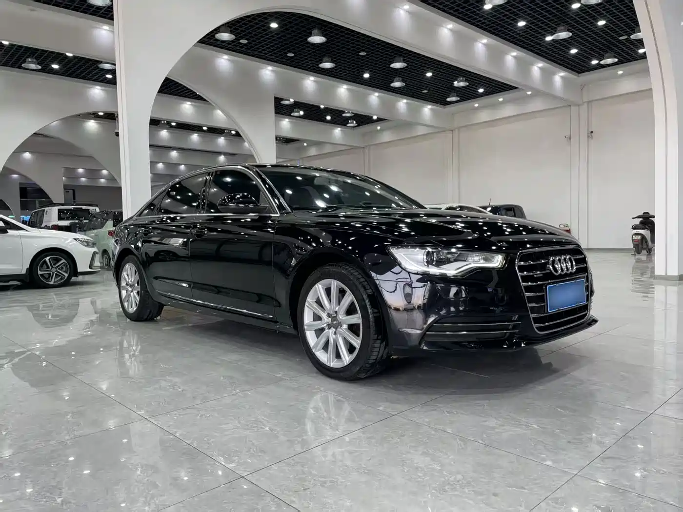 Audi A6L 2015 35 FSI quattro Technology фото 3