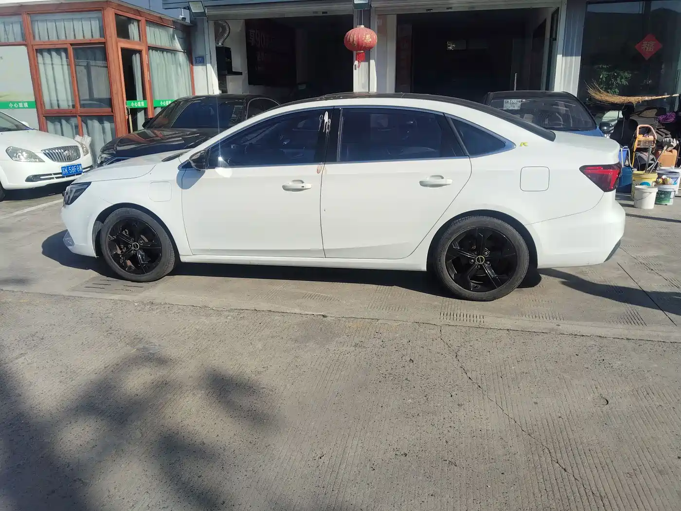 Roewe i6 MAX EV 2022 2020 Model 1.5T PHEV Cool Panoramic Sunroof Edition