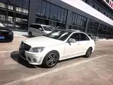 Фото 10 - Mercedes-Benz C-Class
