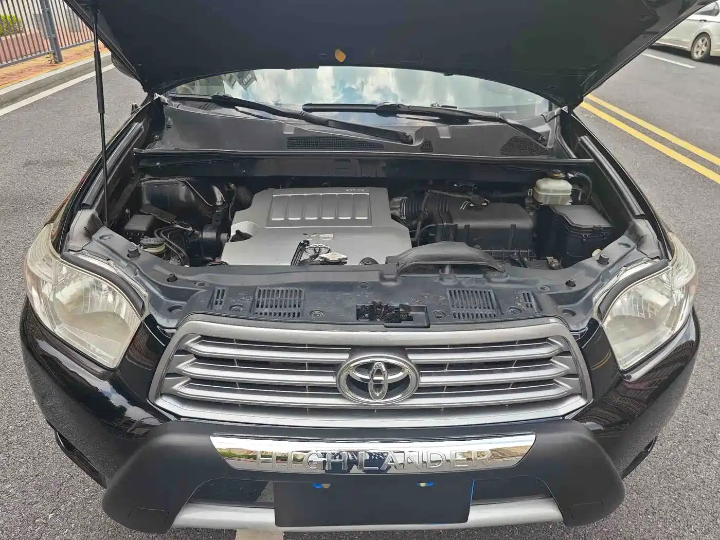Toyota Highlander 2009 3.5L 4WD 7-seater Elite Edition фото 18