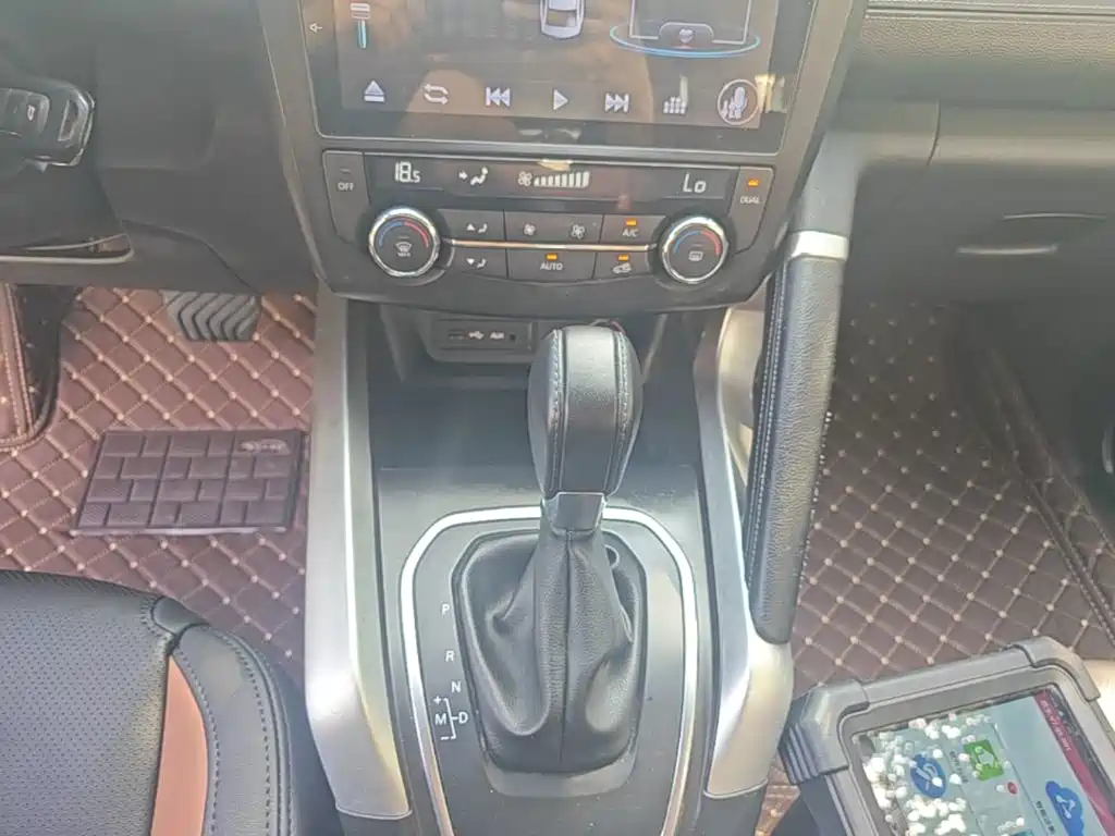 Renault Kadjar 2018 2017 2.0L 2WD Comfort Edition