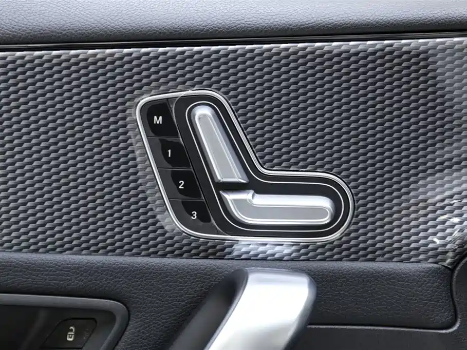 Mercedes-Benz A-Class (Import) 2019 A 200 Fashion Version фото 15