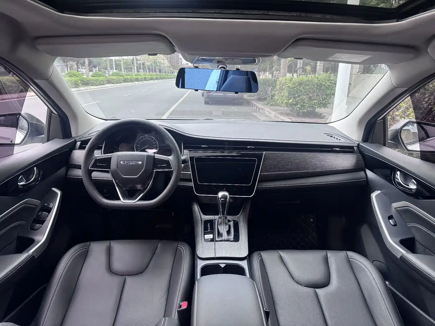 2024 Venucia D60