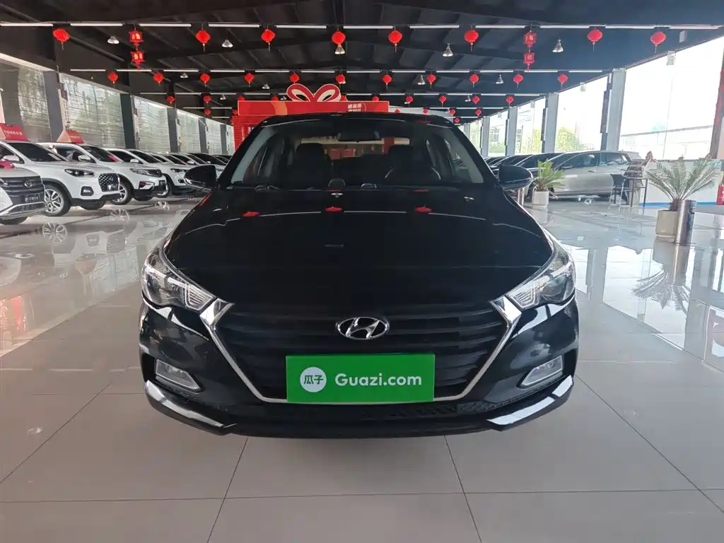 Hyundai Verna 2016 1.4L Manual Cool Edition GLS фото 3