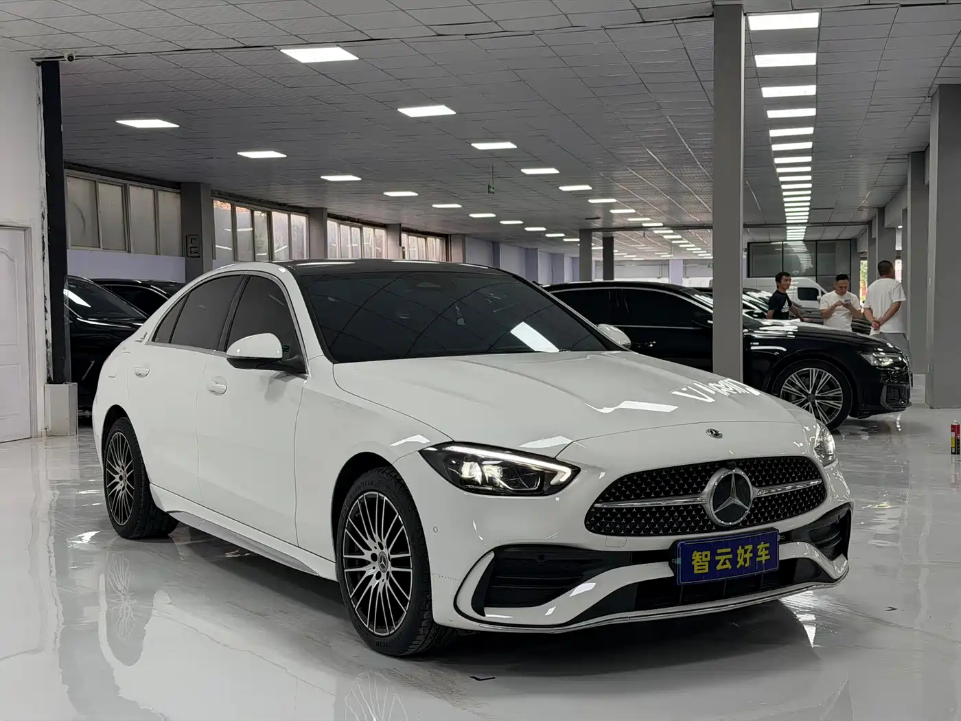 Mercedes-Benz C-Class 2024 C 260 L Sport фото 3