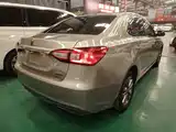 Фото 6 - Roewe 360