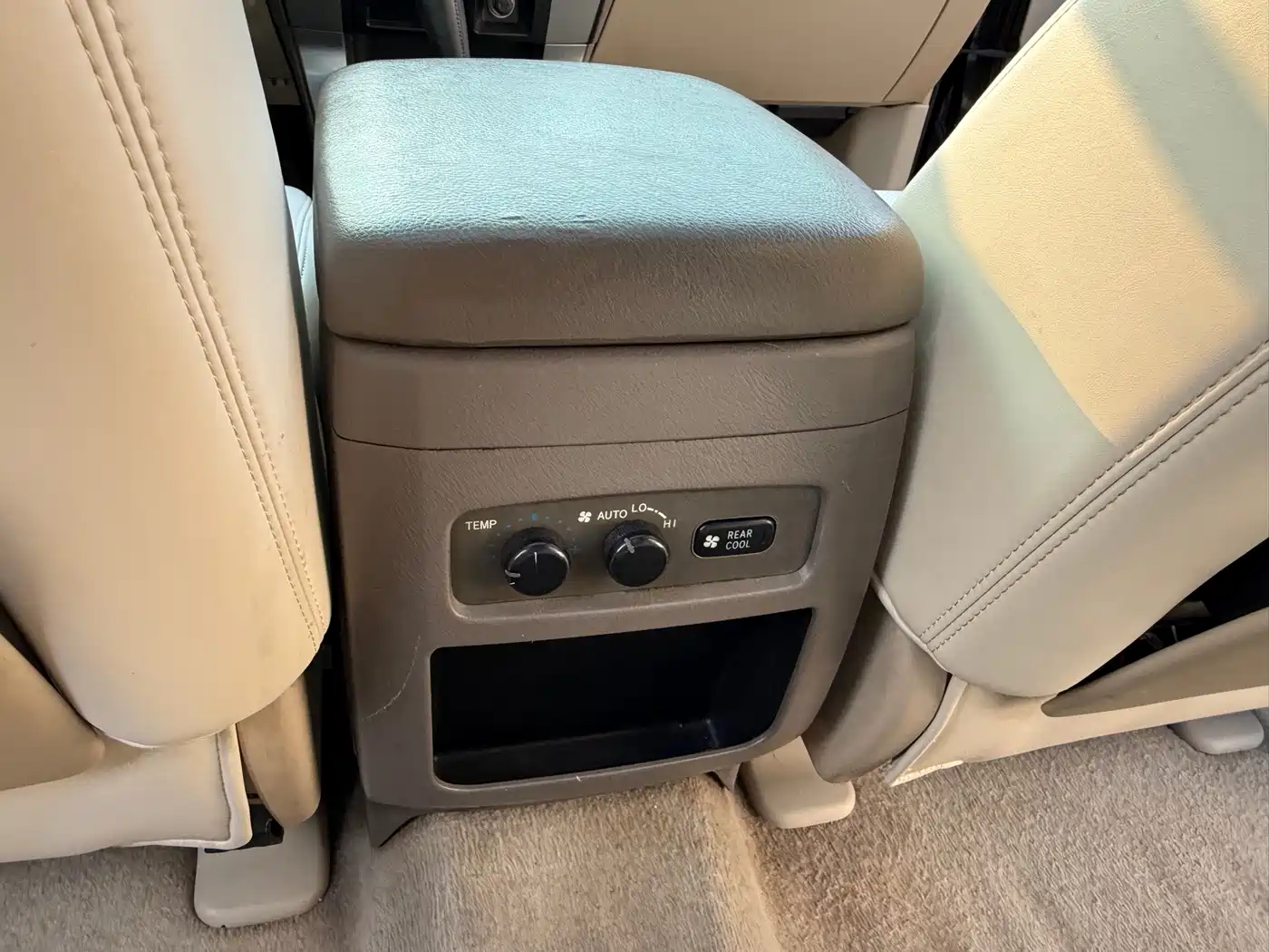 Toyota Prado (Import) 2004 VX 4.0 фото 14