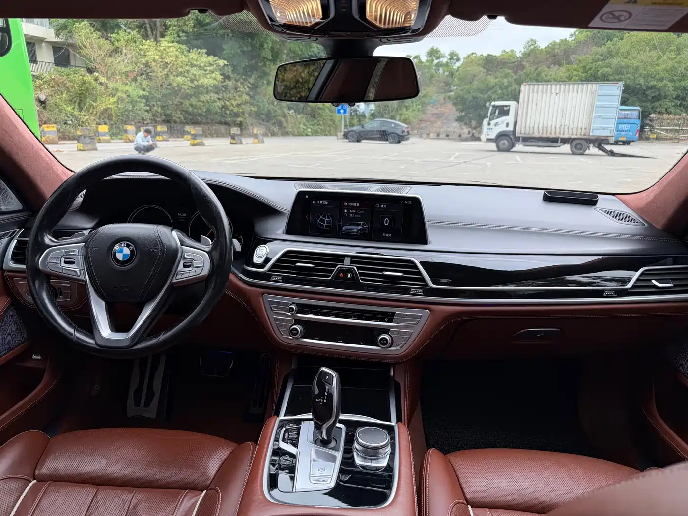 BMW 7 Series 2018 740Li xDrive Premium Type M Sport Package фото 20