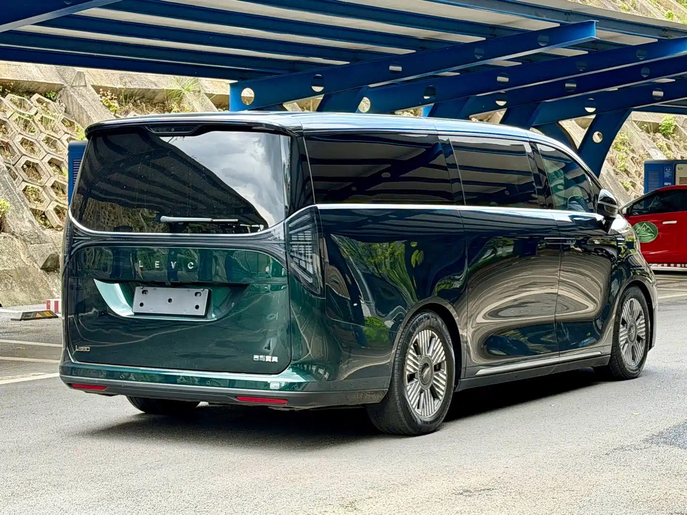 GEELY GALAXY WING TRUE L380