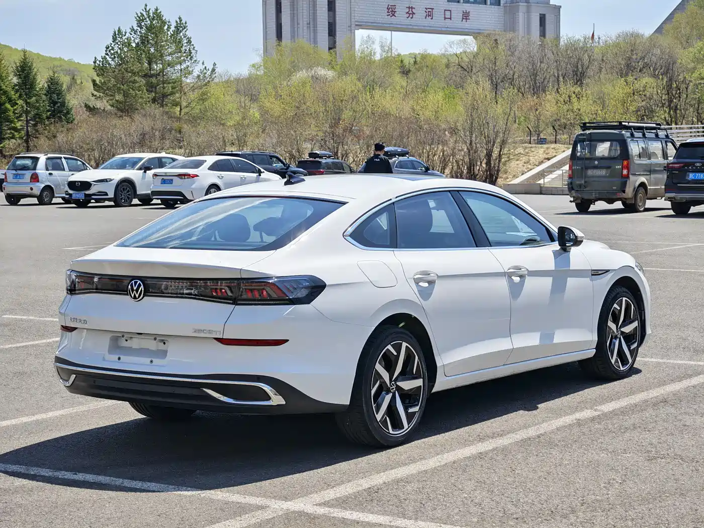 Volkswagen Lamando 2022 Lamando L 280TSI DSG Cool Edition фото 15
