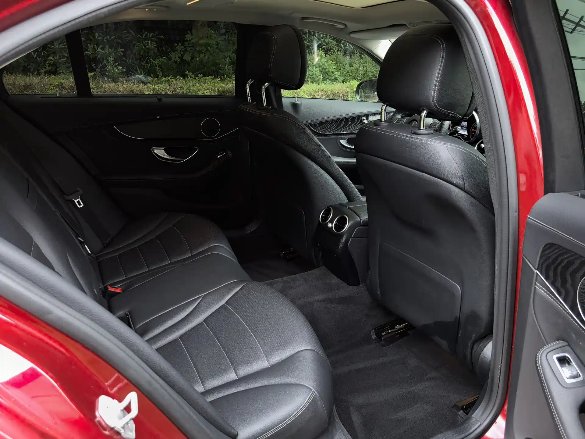Фото 11 - Mercedes-Benz C-Class