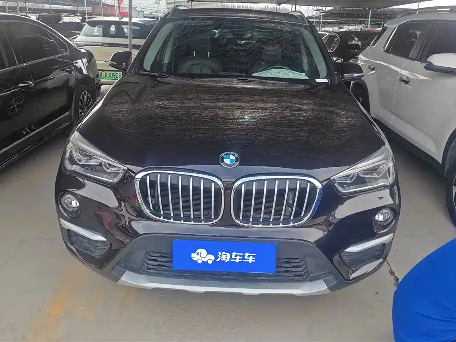 BMW X1 2019 sDrive18Li Premium Model фото 2