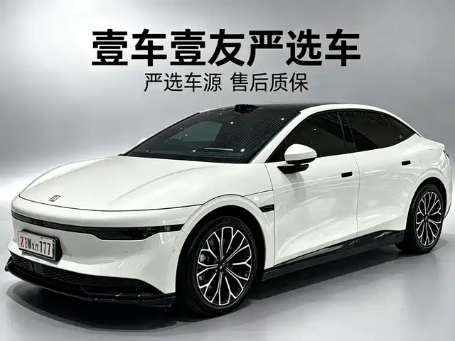 ZEEKR 007 2024