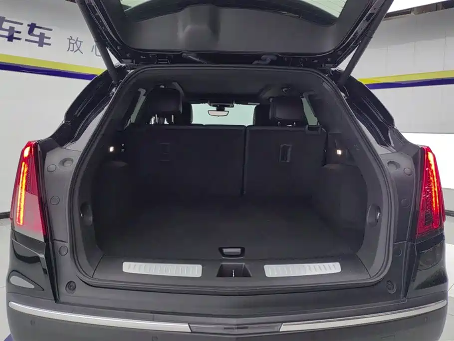 Cadillac XT5 2021 2.0T 4WD Luxury Edition фото 4