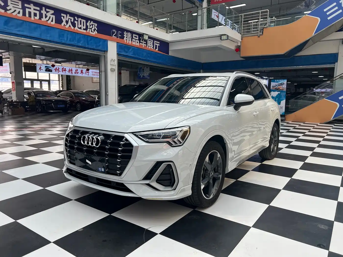 Audi Q3 2023 35 TFSI Fashion Dynamic (1.4T)