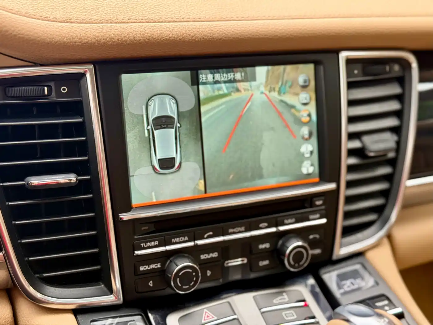 Porsche Panamera 2014 Panamera 4 3.0T фото 19