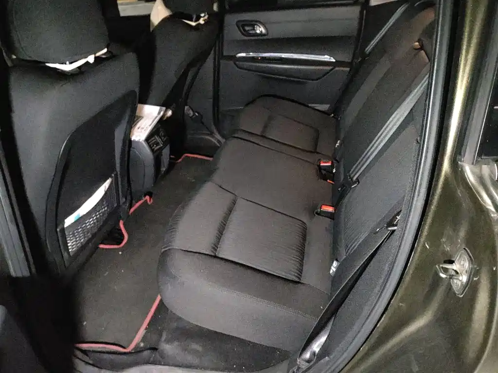 Peugeot 3008 2013 2.0L Automatic Classic Edition фото 15