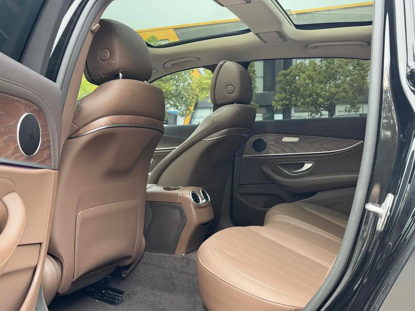 Mercedes-Benz E-Class 2020 Facelift E 260 L фото 6