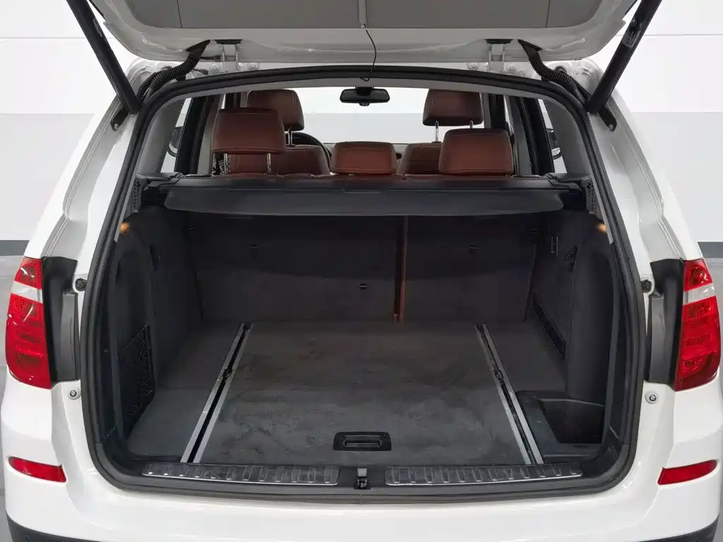Photo 16 - BMW X3 (Import)