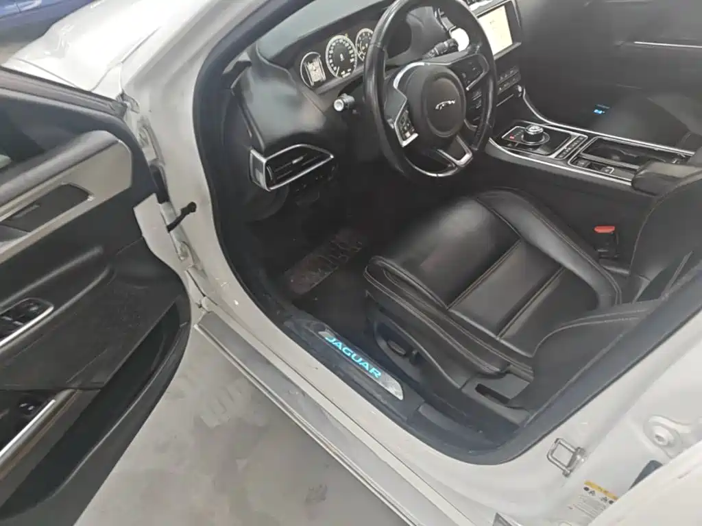 Jaguar XEL 2019 2019 2.0T 200PS Premium