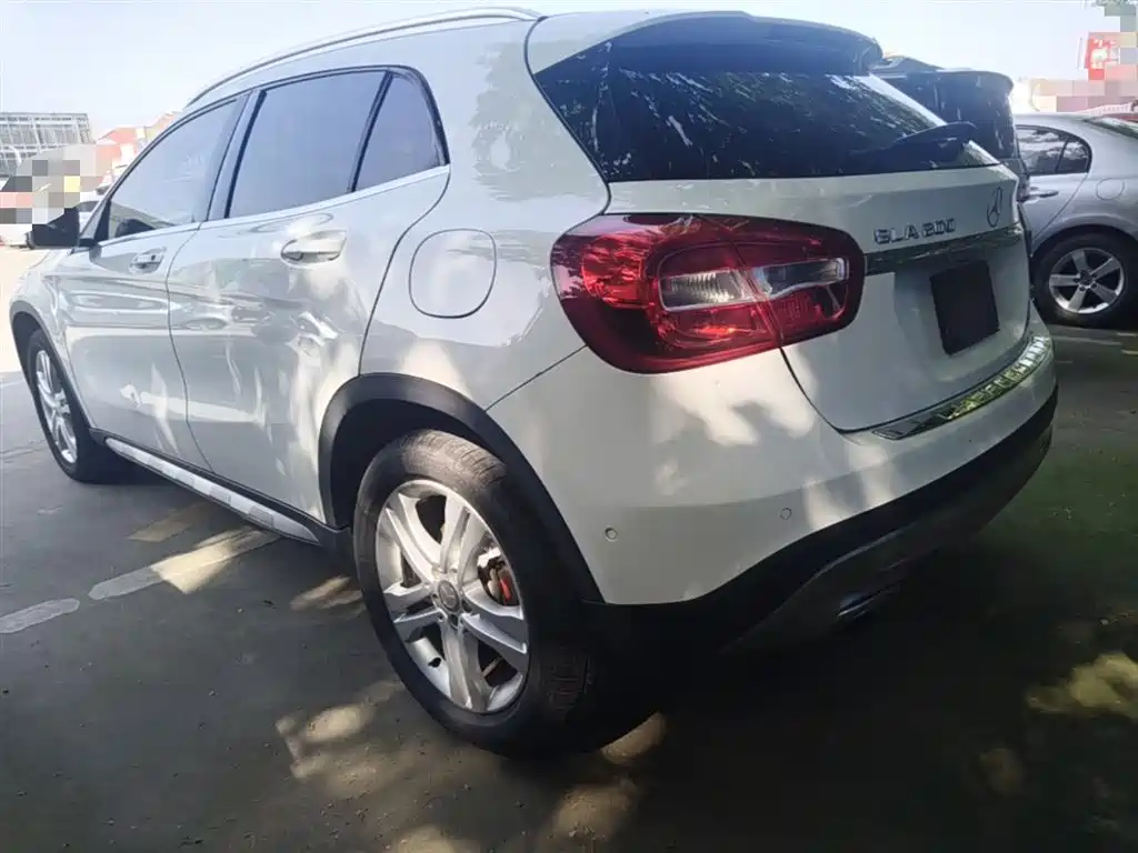 Mercedes-Benz GLA 2015 GLA 200 Dynamic фото 5