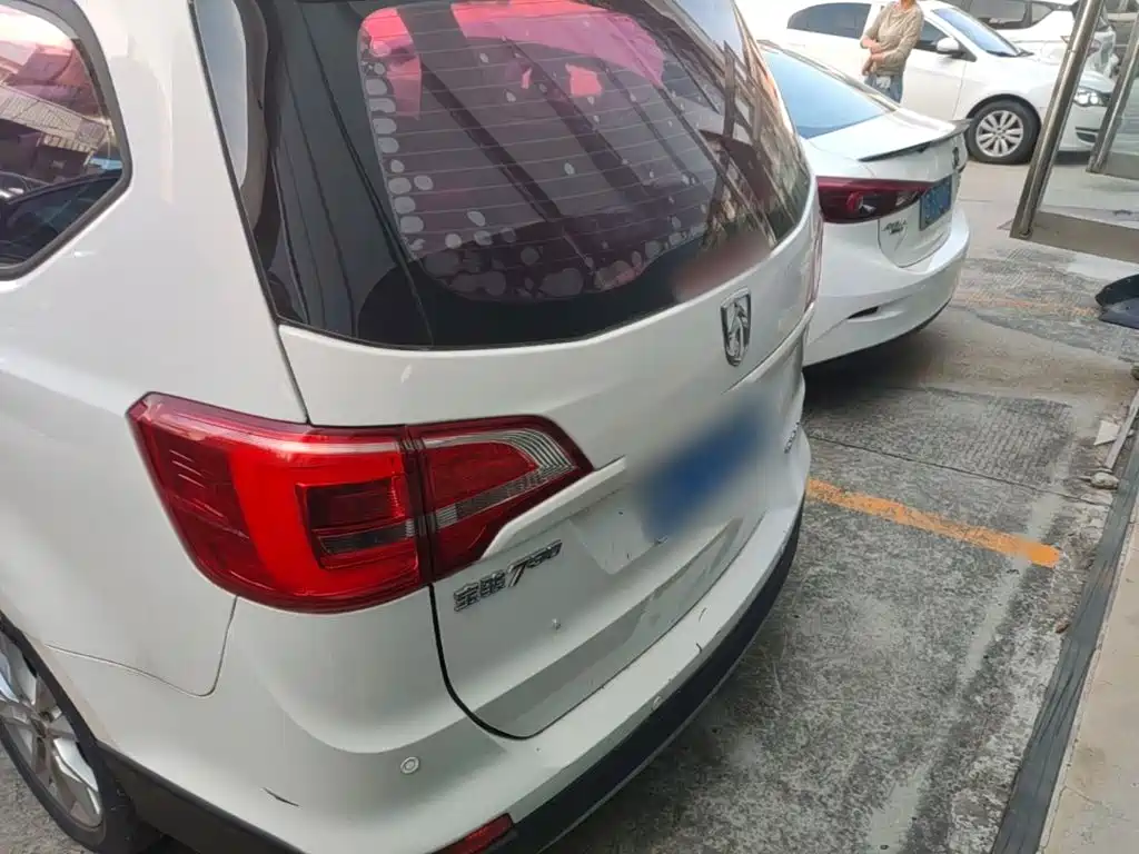 Baojun 730 2019 2019 1.5L Manual Value Edition 7-Seater China VI