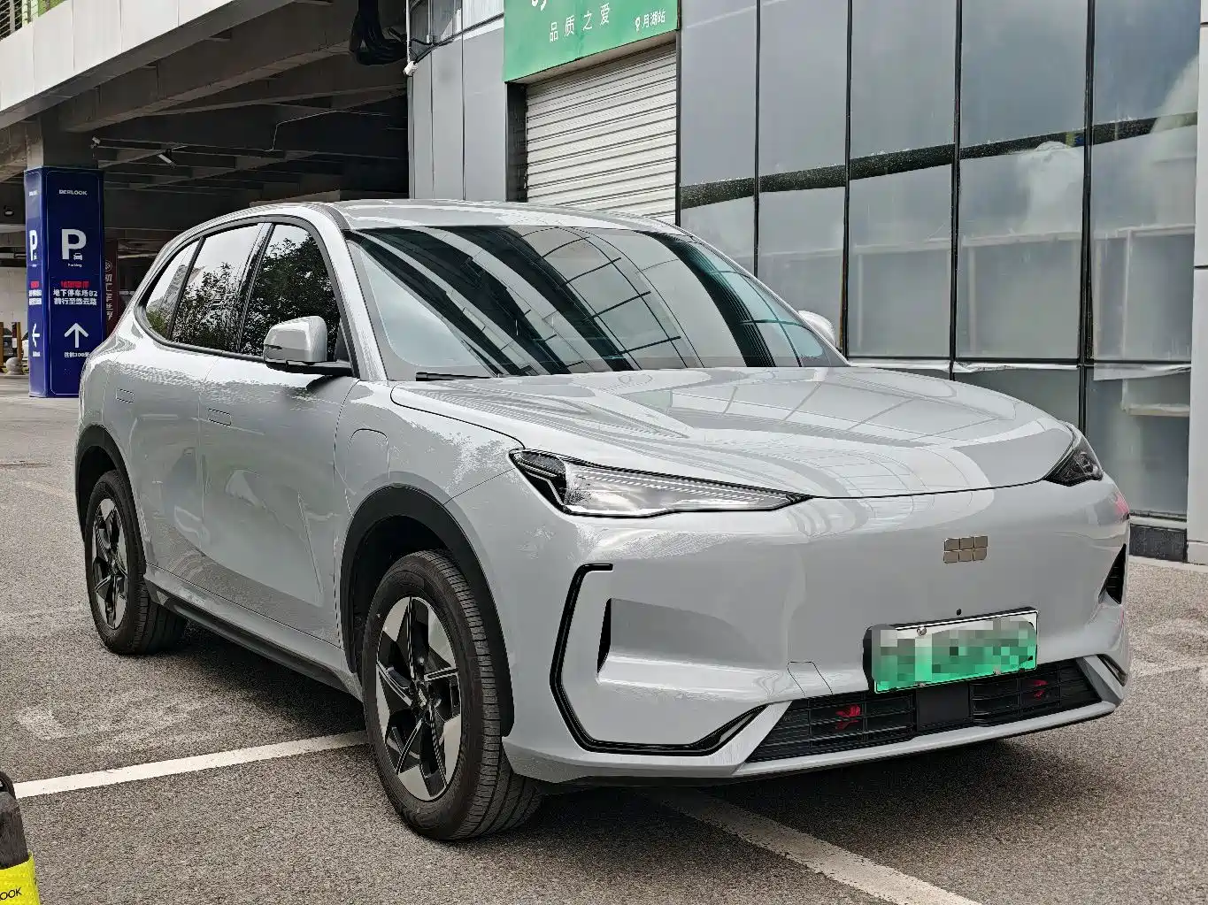 Фото 3 - Geely Galaxy Galaxy E5