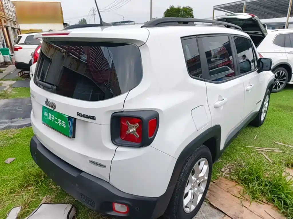 Jeep Renegade 2018 2018 Connected Large Screen Edition 180T Automatic High Energy