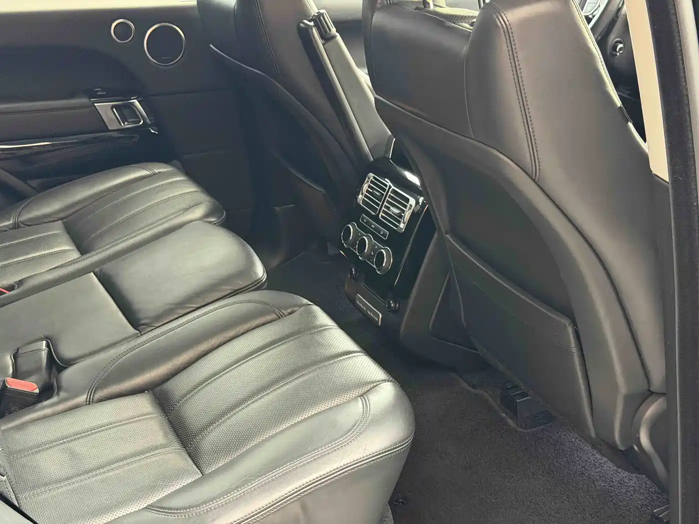 Land Rover Range Rover 2013 NA 5.0 V8 Vogue SE фото 15