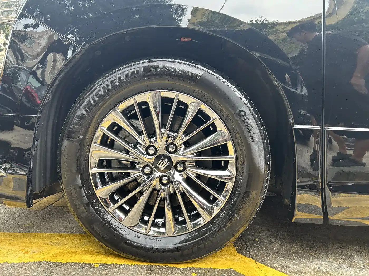 Toyota Vellfire 2021 Crown Hybrid 2.5L HV Premium Edition фото 20