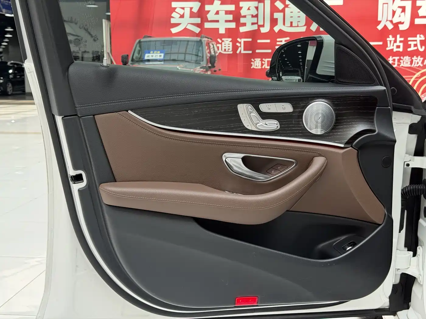 Mercedes-Benz E-Class 2020 Facelift E 300 L Sport Exclusive фото 15