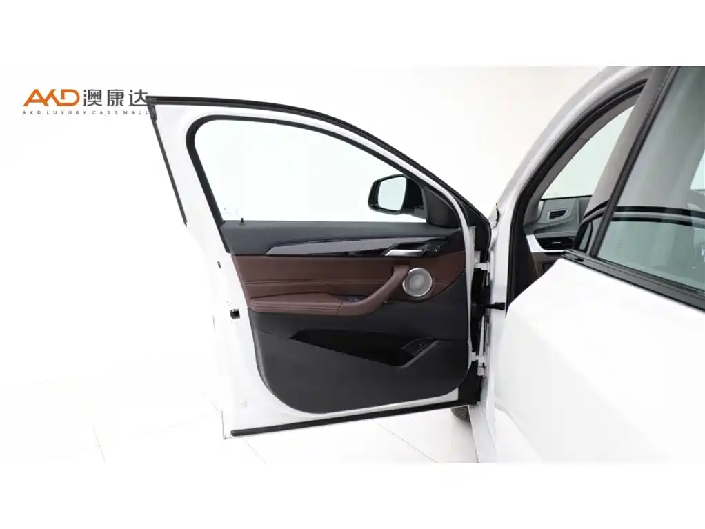BMW X2 2021 Facelift sDrive25i M Sport Package фото 10