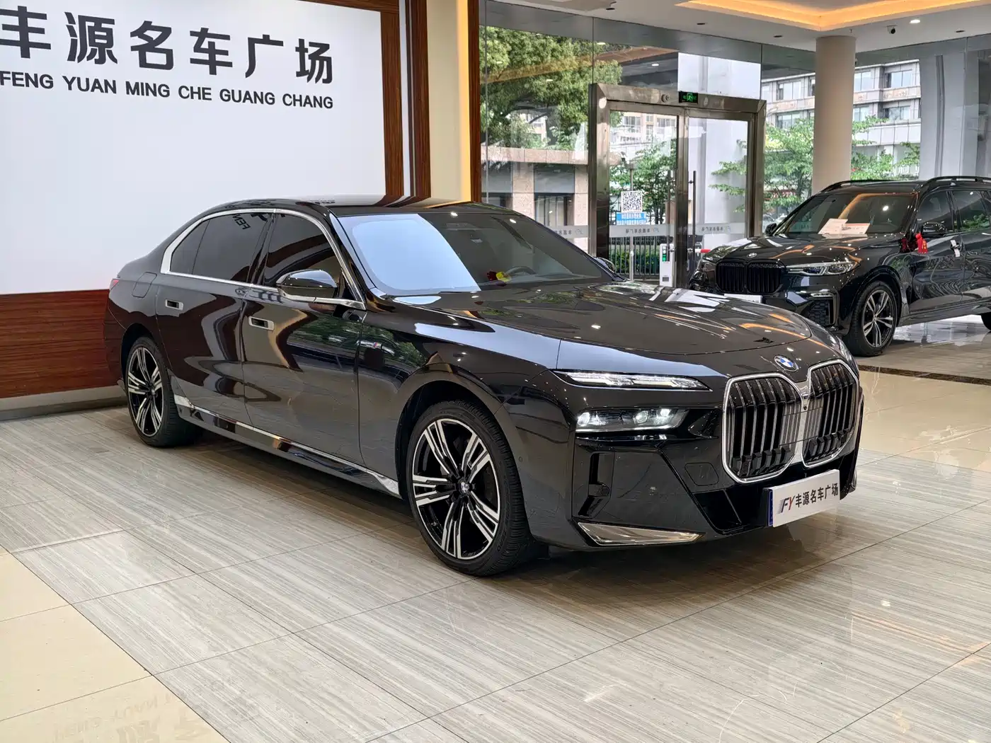 BMW 7-SERIES