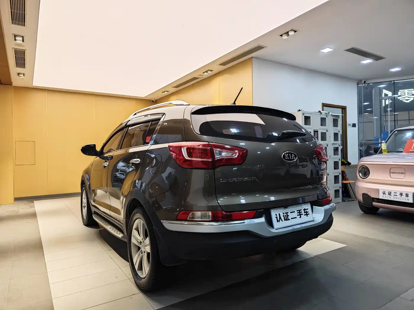 Kia Sportage 2014 2.0L Manual 2WD GLS Edition фото 24