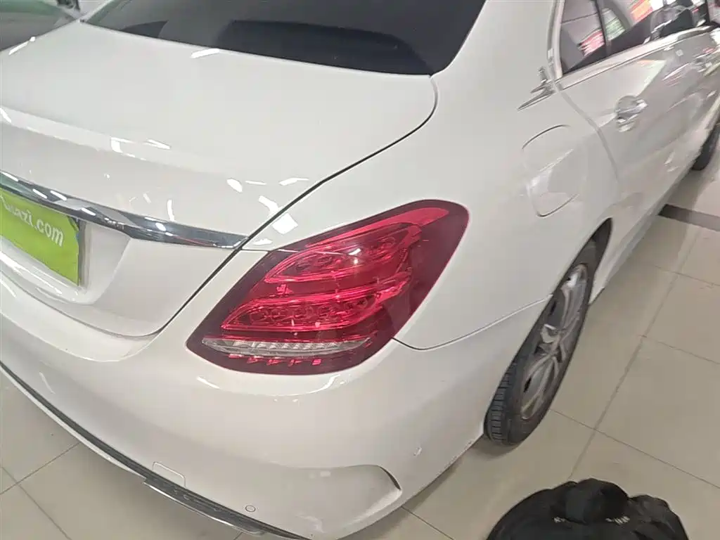 Mercedes-Benz C-Class 2016 C 180 L Sport фото 8