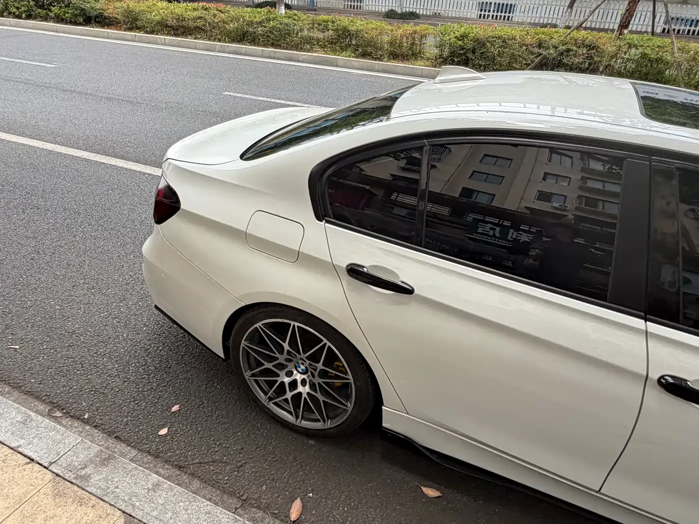 BMW 3 Series (Import) 2013 320i Sport Design Package фото 22