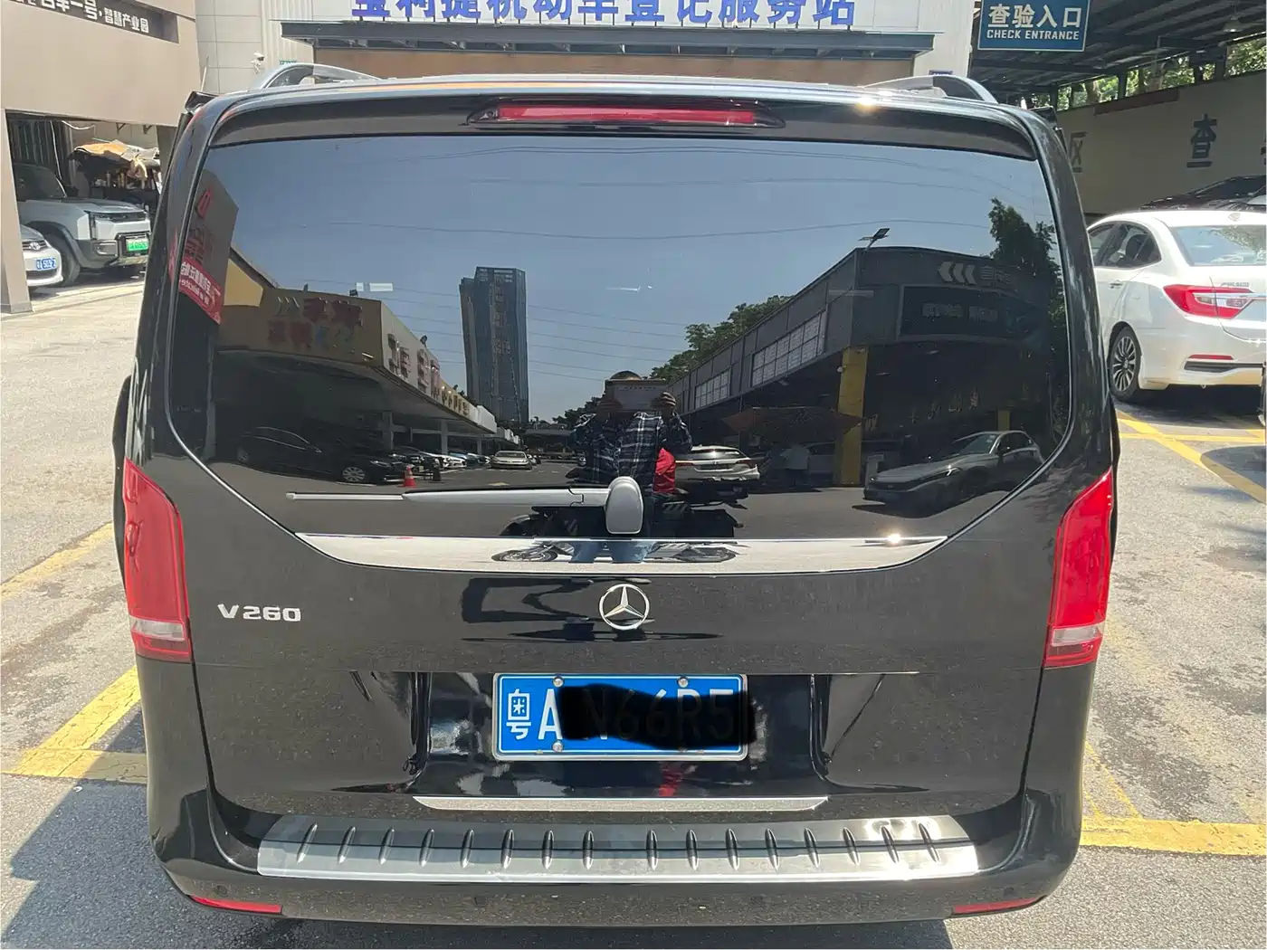 Mercedes-Benz V-Class 2018 V 260 Premium Edition China VI фото 7