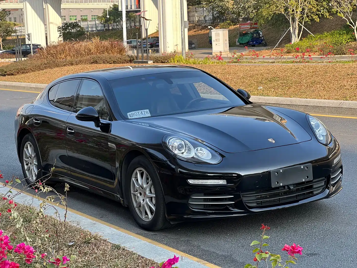 Porsche Panamera 2014 Panamera 4 3.0T фото 3