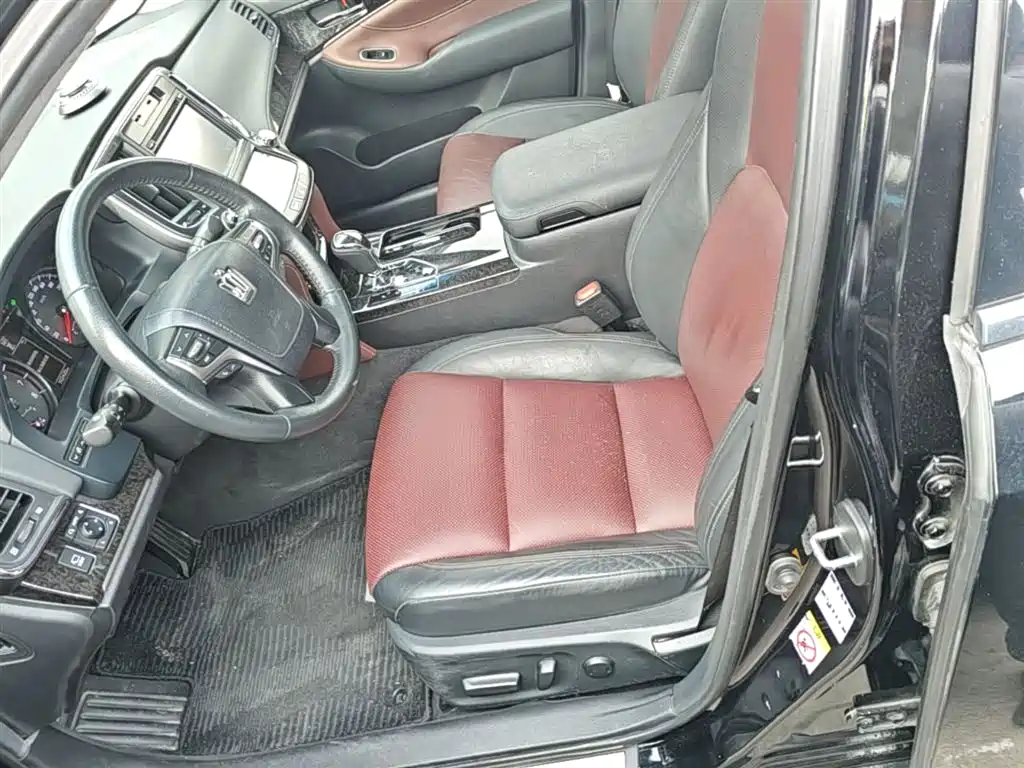 Toyota Crown 2018 2.0T Sport Edition фото 15