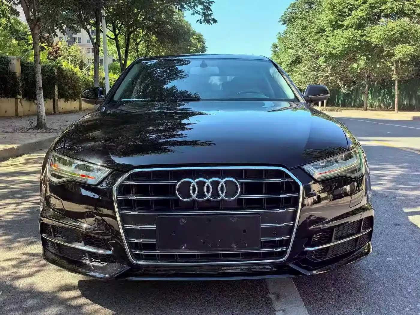 Audi A6L 2018 30th Anniversary 35 TFSI Fashion фото 2