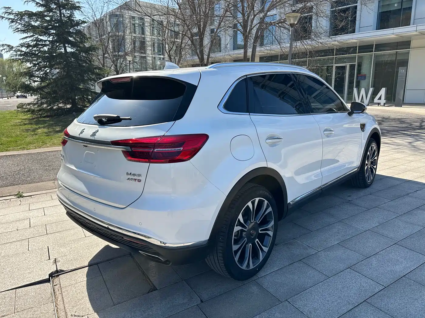 Hongqi HS5 2019 2.0T Smart Connect Enjoy 4WD Edition фото 3
