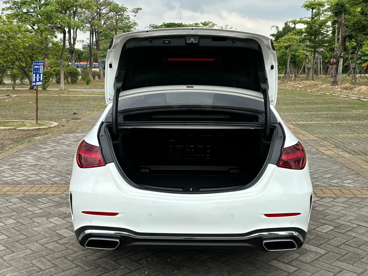 Mercedes-Benz C-Class 2022 C 260 L Sport Edition фото 16