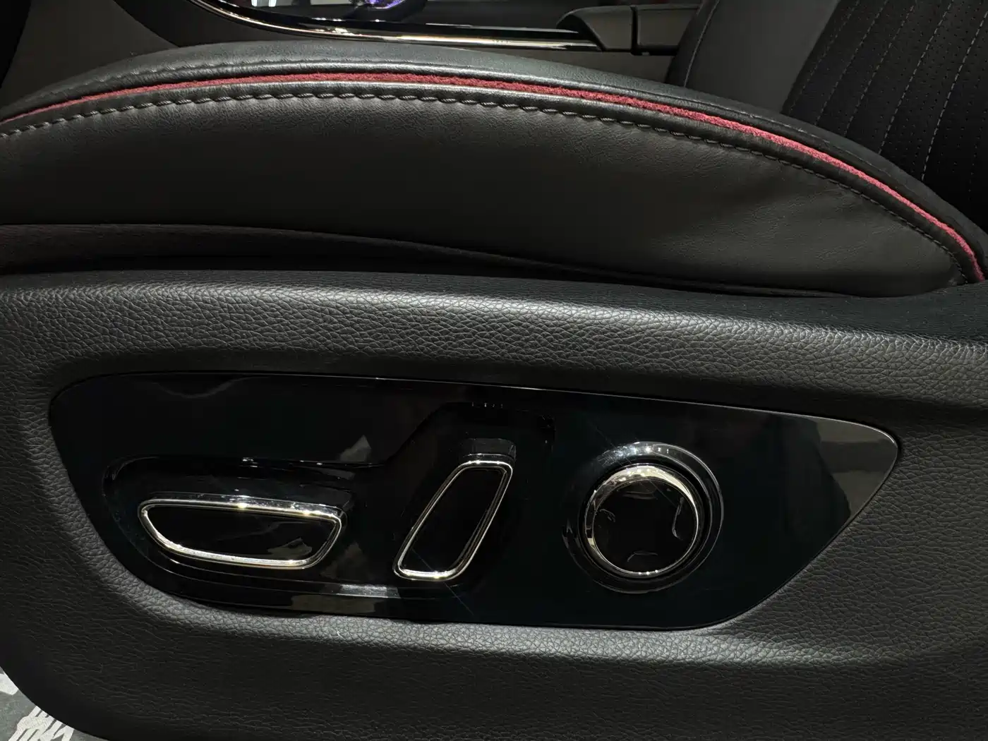 GAC Trumpchi Trumpchi M8 2023 Model Master Series 400T Flagship Edition фото 13