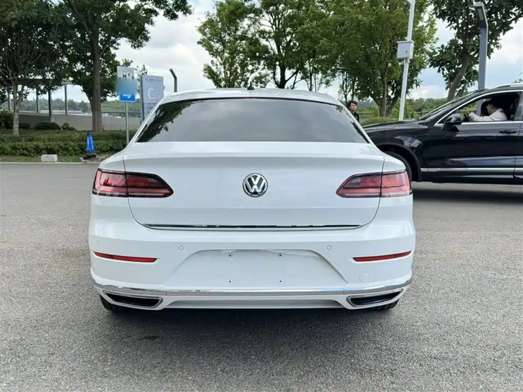 Volkswagen FAW-Volkswagen CC 2020 330TSI Glamour Version China VI фото 12
