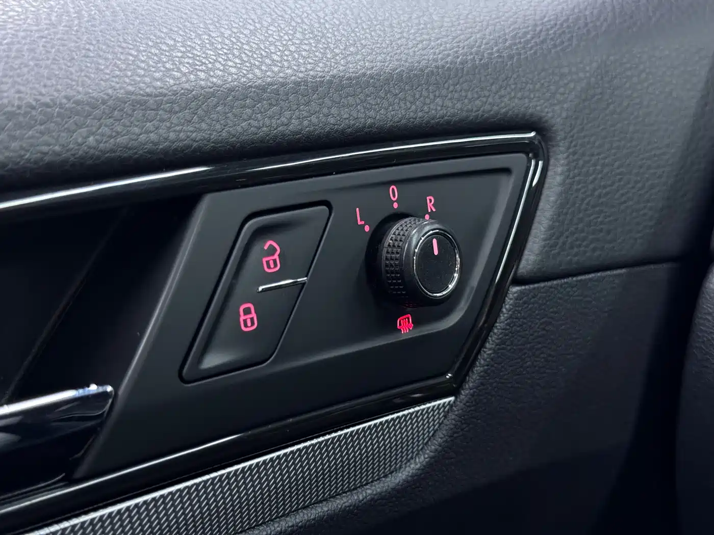 Volkswagen Sagitar 2018 280TSI DSG Comfort фото 12