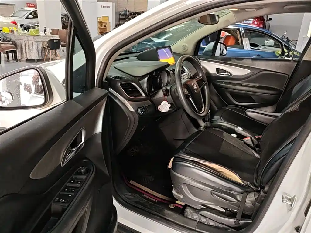 Buick Encore 2014 1.4T Automatic 2WD Urban Elite фото 16