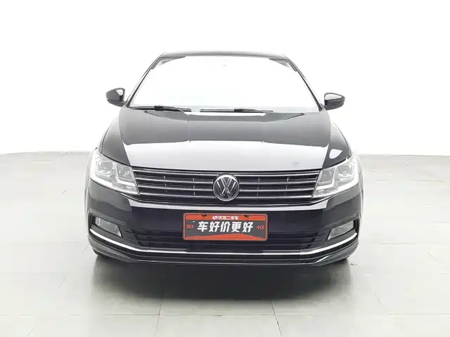 Volkswagen Lavida 2015 1.6L Automatic Comfort Edition — фото 3