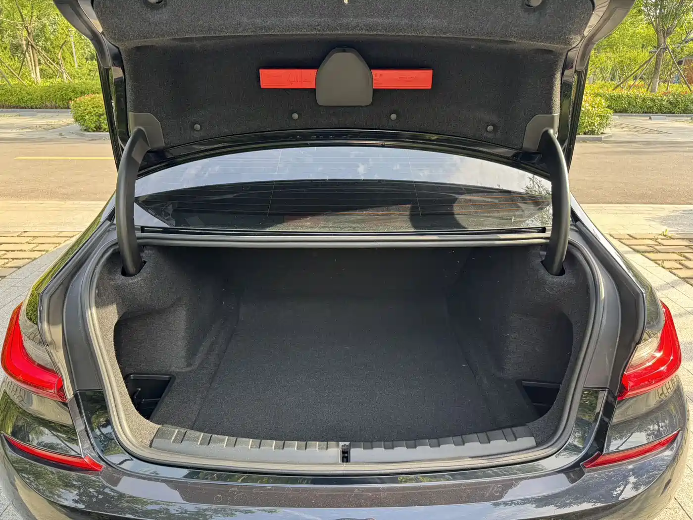 BMW 3 Series 2022 Facelift 320Li M Sport Package фото 20