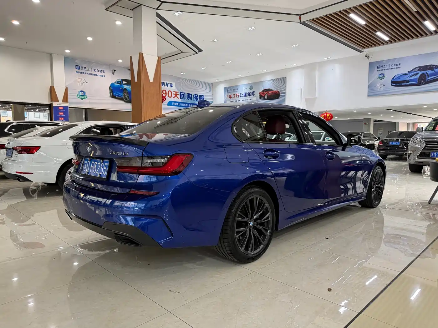BMW 3 Series 2021 Facelift 325Li M Sport Shadow Edition фото 11